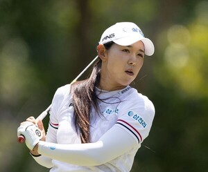 '과감한 대변화' <b>박보겸</b>, 개막전에서 증명…<b>KLPGA</b> 3년 연속 <b>우승</b>