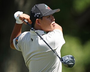 <b>김시우</b>, <b>RBC헤리티지</b> 3R 단독1위…토머스 제치고 <b>우승</b>에 성큼 [PGA 시그니...