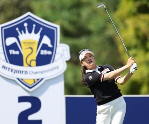 상금1위 <b>노승희</b>, 메이저 <b>하이트진로 챔피언십</b> 3R 단독 <b>선두</b> [KLPGA]